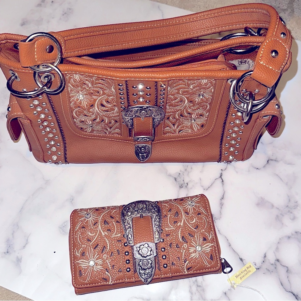 SOLD! Western Montana west conceal carry handbag&wallet👜🐴